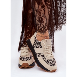 Baskets en daim féminin sur la plate-forme Leopard Vinceza 66793 beige 8