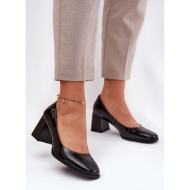 Pumps vernies en cuir sur le poteau noir Vinceza 91130 2