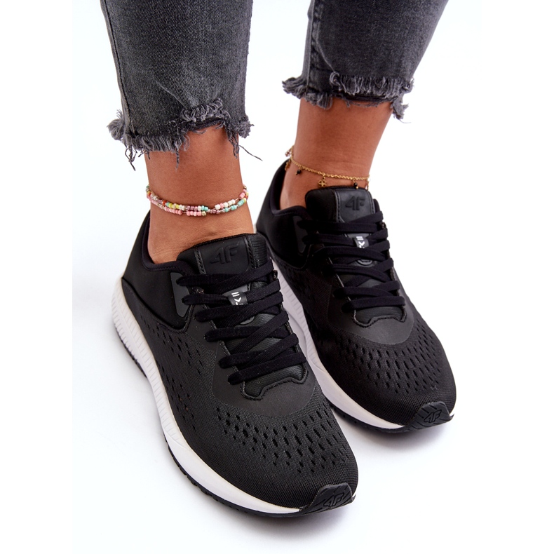 Chaussures de sport pour femmes 4F 4FRSS24FSPOF056 noir le noir 3 Chaussures de sport pour femmes 4F 4FRSS24FSPOF056 noir le noir 3