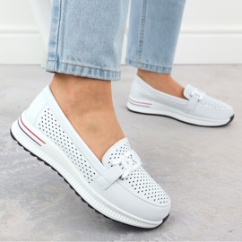 Chaussures en cuir pour femmes sur la plateforme Openwork Białe Filippo DP4400 blanche 5