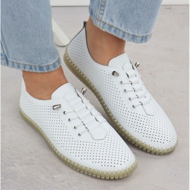 Chaussures en cuir pour femmes Openwork Slippe White Filippo DP6140 blanche 7