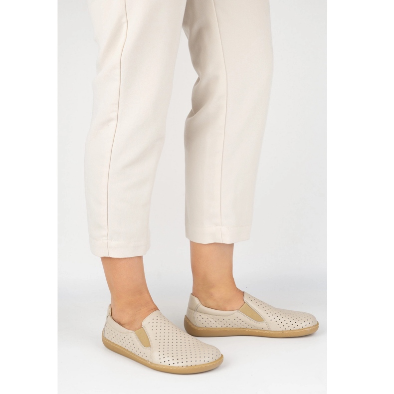 Les chaussures pour femmes en cuir aux pieds nus ont glissé Pollonus Vanilia 5-130-022 beige 1