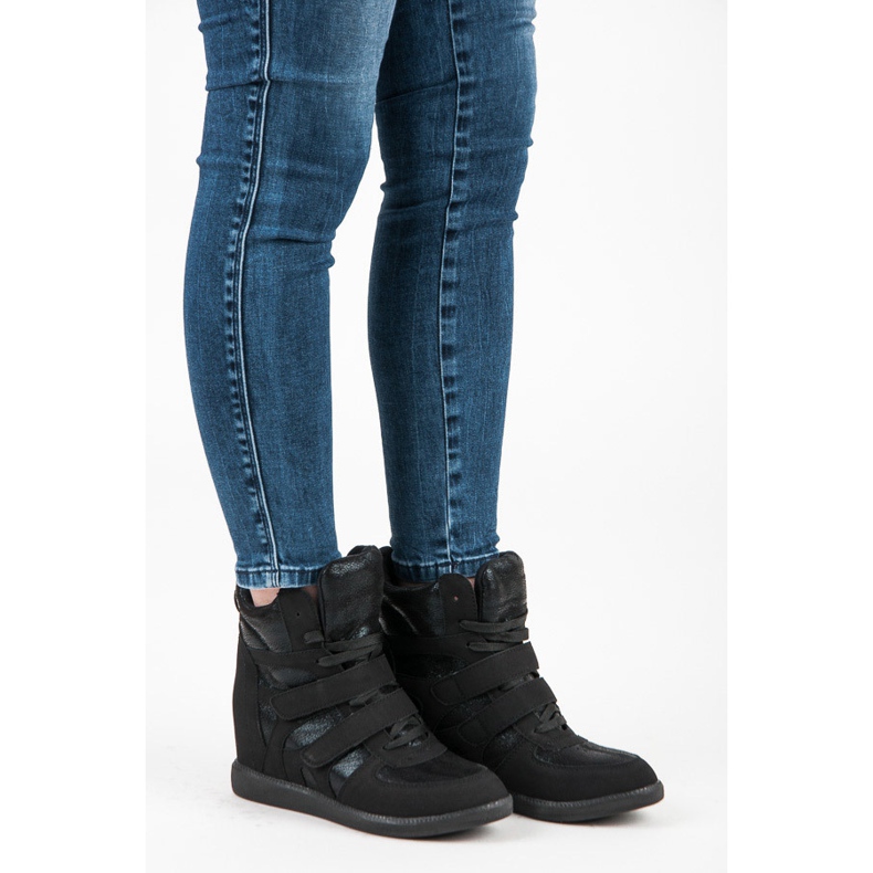 Baskets, baskets noir 1