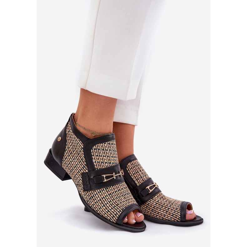 Bottes en cuir pour femmes avec doigts nus maciejka 06934-39 / 00-1 noir et beige 1