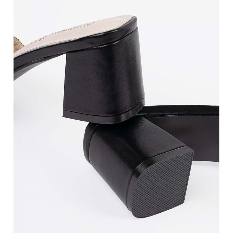 Goodin Pantoufles en noir et blanc en tweed sur le poteau 1