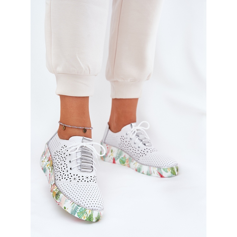 Chaussures en cuir pour femmes Artiker 56C1799 Blanc et argent 2