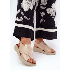 Jezzi Sandales féminines avec du cuir éco doré d'or 2