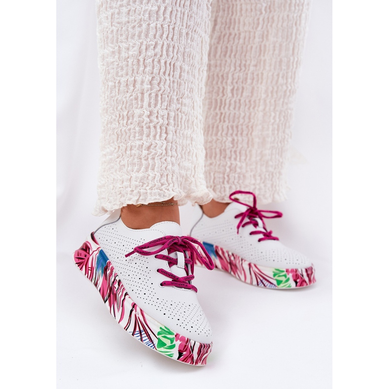 Baskets en cuir pour femmes sur une plate-forme blanche Vinceza 88017 à motifs 2