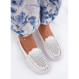 Vinceza Mocassins en cuir féminin avec un motif ouvert Vincez 88028 blanc blanche 3