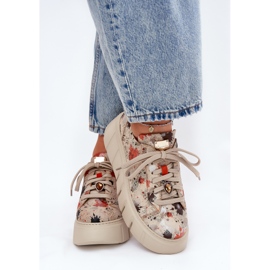 Sneakers en cuir sur la plate-forme Maciejka 06891-18 BEIGE 1