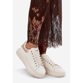 Baskets en cuir féminin sur Goe RR2N4004 Plateforme beige 1 Baskets en cuir féminin sur Goe RR2N4004 Plateforme beige 1