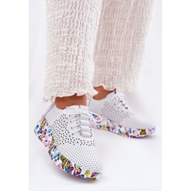 Cuir Openwork Chaussures pour femmes sur des coins papillons artiker 56c1618 blanc blanche 2