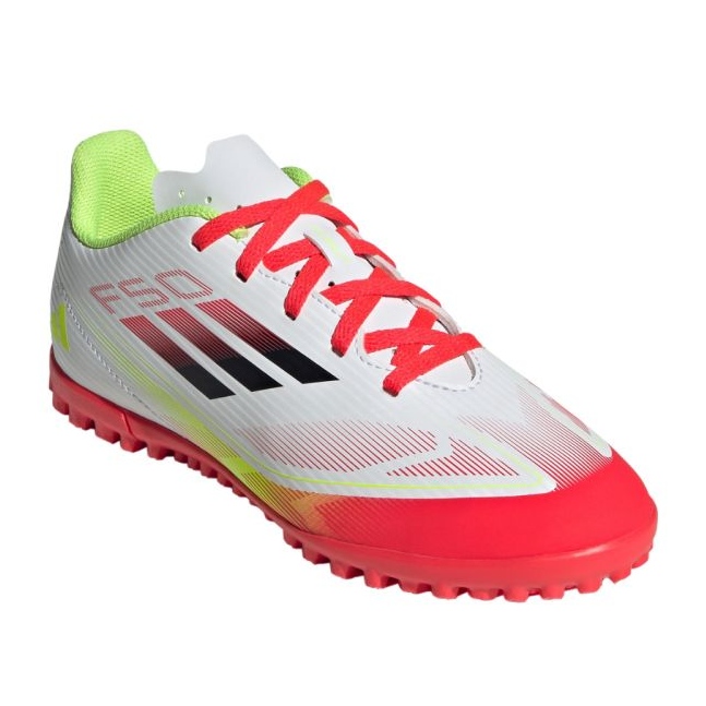 Adidas F50 Club TF IE3732 Chaussures de football blanches 2 Adidas F50 Club TF IE3732 Chaussures de football blanches 2