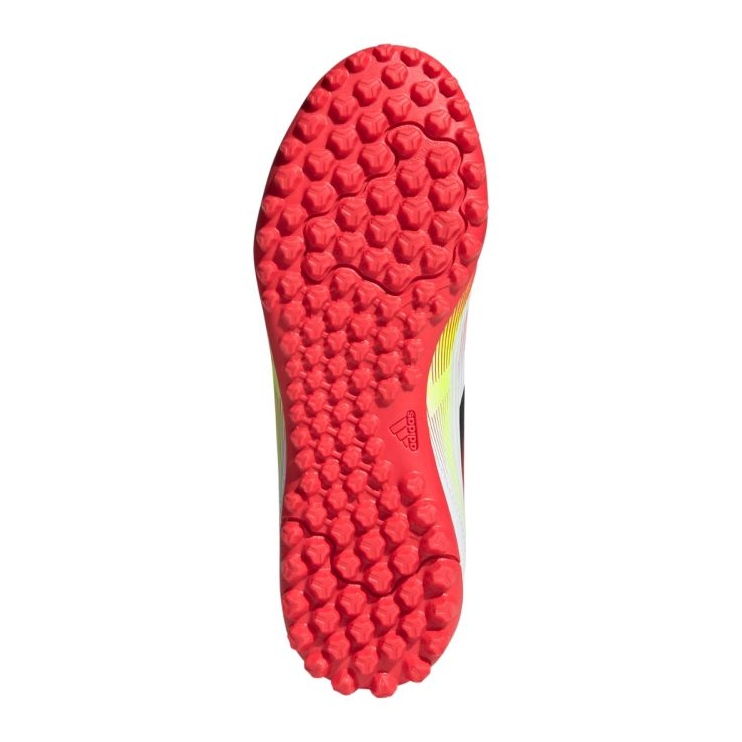 Adidas F50 Club TF IE3732 Chaussures de football blanches 6 Adidas F50 Club TF IE3732 Chaussures de football blanches 6