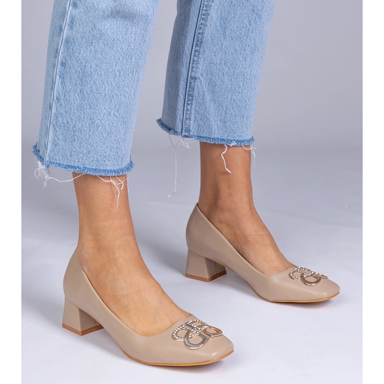 Pompes brunes à thèmes basse avec zircons 2