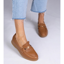 Mocassins brun foncé avec une décoration dorée 3