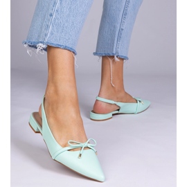 Talons plats à la menthe avec un arc vert 2
