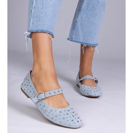 Ballerines bleues avec des clous et des boucles 2