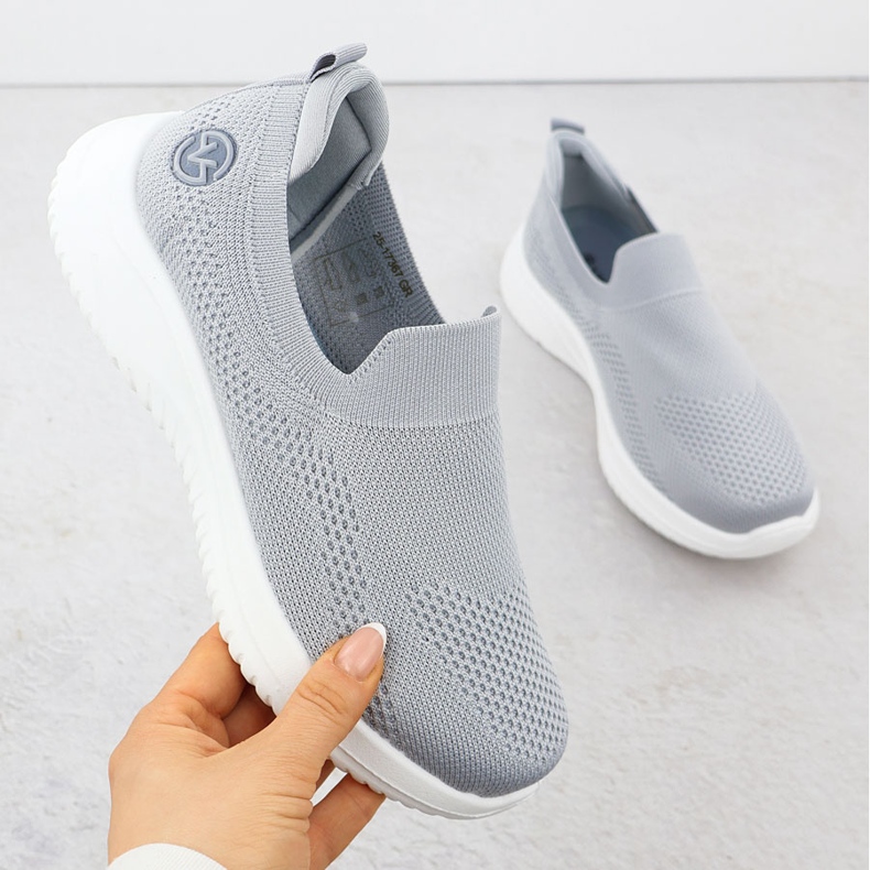 Les chaussures de sport pour femmes ont glissé Grey Vinceza 17367 gris 1