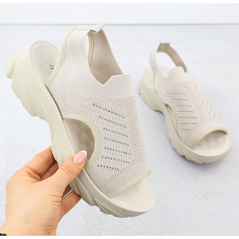 Sandales féminines construites - dans le Potocki beige à 90302 1 Sandales féminines construites - dans le Potocki beige à 90302 1