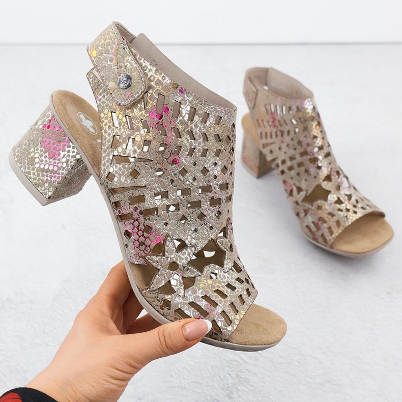 Sandales féminines construites Openwork Rieker 64780-90 multicolore 1