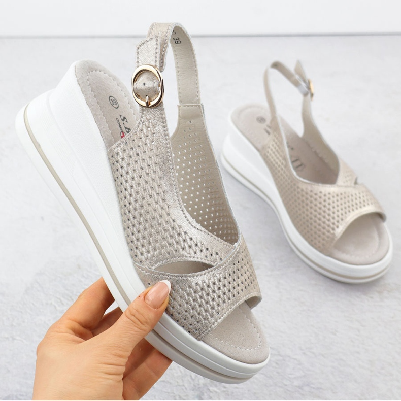 S.Barski Sandales en cuir féminines ouvertes sur les cales de Złote S. Barski LR51-660 doré 1