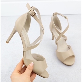 Sandales féminines sur le Hey Beige Sergio Leone SK432 1