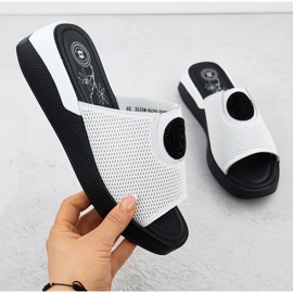 Jezzi Les tongs en cuir féminins confortables Jézzi blanc 8479 blanche 1 Jezzi Les tongs en cuir féminins confortables Jézzi blanc 8479 blanche 1