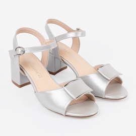 Sergio Leone Sandales sur le pilier des femmes avec un talon argenté ouvert 1