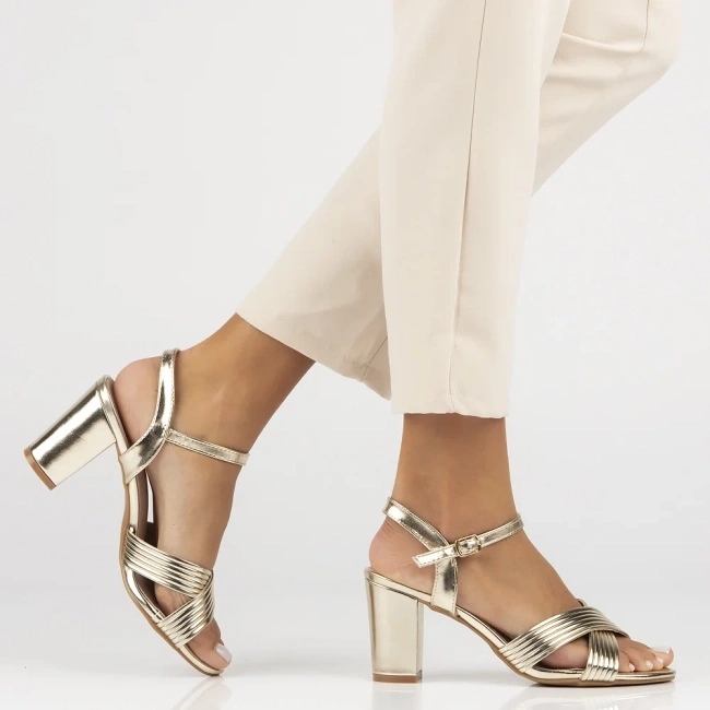 Filippo Sandales en cuir pour femmes sur le Golden Post DS6901 / 25 doré 2