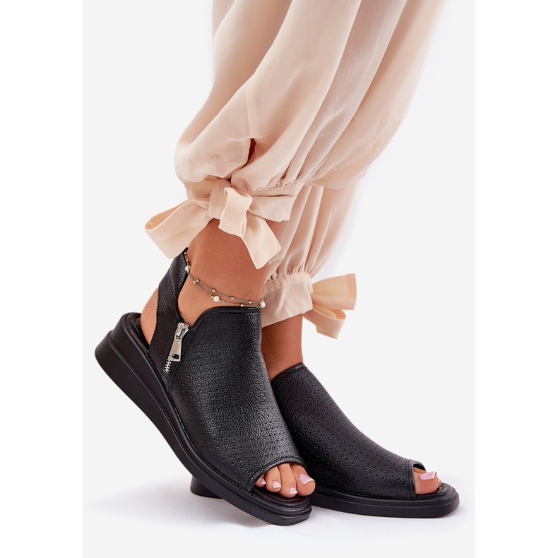 Jezzi Sandales noires à semelles compensées pour femmes 1