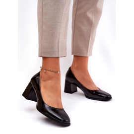 Pumps pour femmes laquées en cuir sur le poteau noir Vinceza 91130 le noir 1