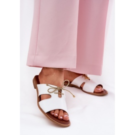 Les tongs en cuir féminin zazoo 3022 blanc 2