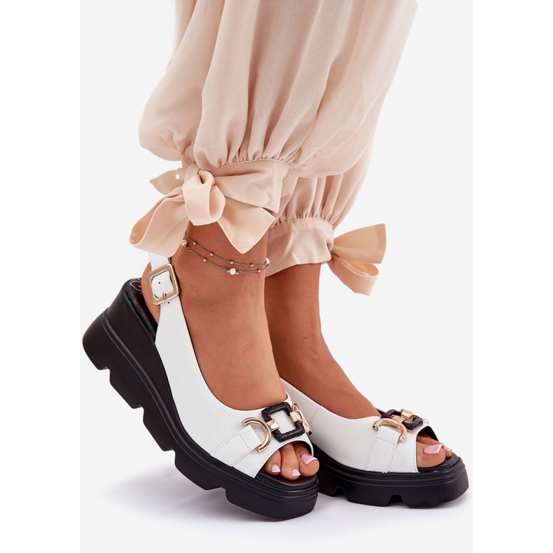 ARTIKER Sandales en cuir pour femmes en coin et plate-forme avec décoration Artker 56C1588 Blanc blanche 1