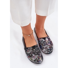 Ballerines en cuir avec un motif Maciejka T1930-39 noir le noir 6