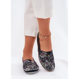 Ballerines en cuir avec un motif Maciejka T1930-39 noir le noir 4