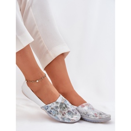 Ballerines en cuir avec un motif Maciejka T1930-38 blanc blanche 5