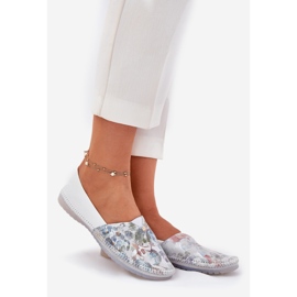 Ballerines en cuir avec un motif Maciejka T1930-38 blanc 1