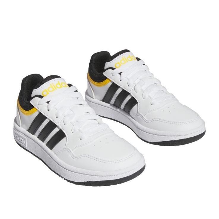 Chaussures Adidas Hoops 3.0 K IF2726 blanche 1 Chaussures Adidas Hoops 3.0 K IF2726 blanche 1