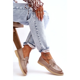Mocassins d'insertion en cuir gris pour femmes beige 3