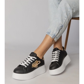 Baskets noires avec coeur et épingle de sécurité Lerisol le noir 2