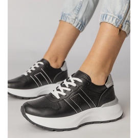Baskets sportives noires avec un insert en argent 1