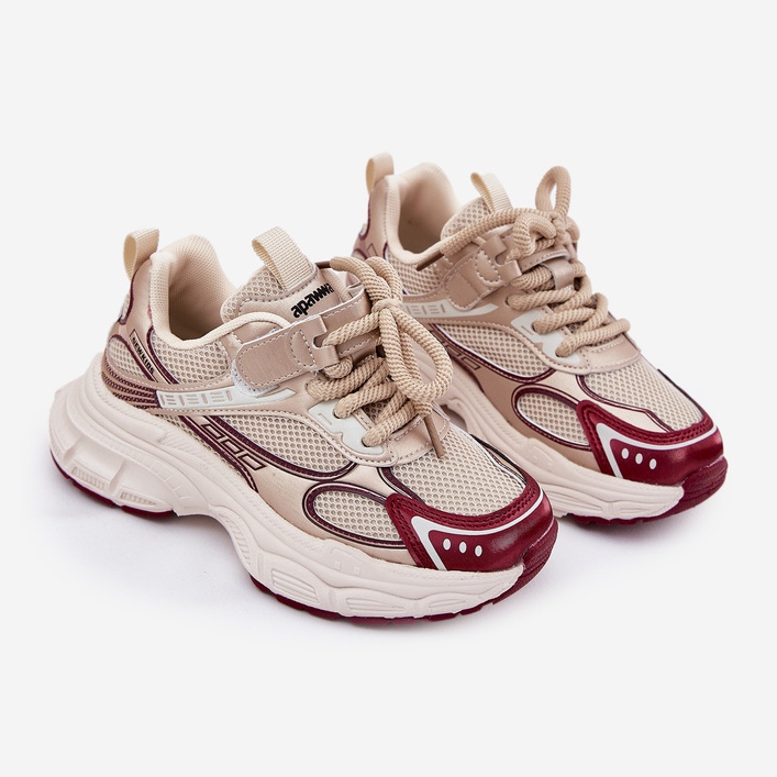 Baskets pour enfants sur une semelle dorée épaisse d'or 1