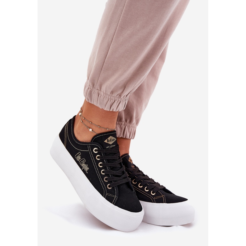 Sneakers matériels pour femmes sur la plate-forme Lee Cooper LCW-25-31-3431L le noir 1 Sneakers matériels pour femmes sur la plate-forme Lee Cooper LCW-25-31-3431L le noir 1