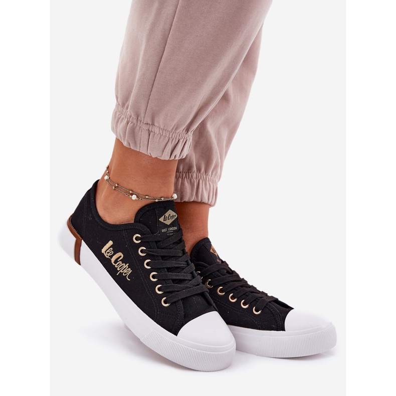 Sneakers matériels des femmes Lee Cooper LCW-25-31-3427L Black noir 1