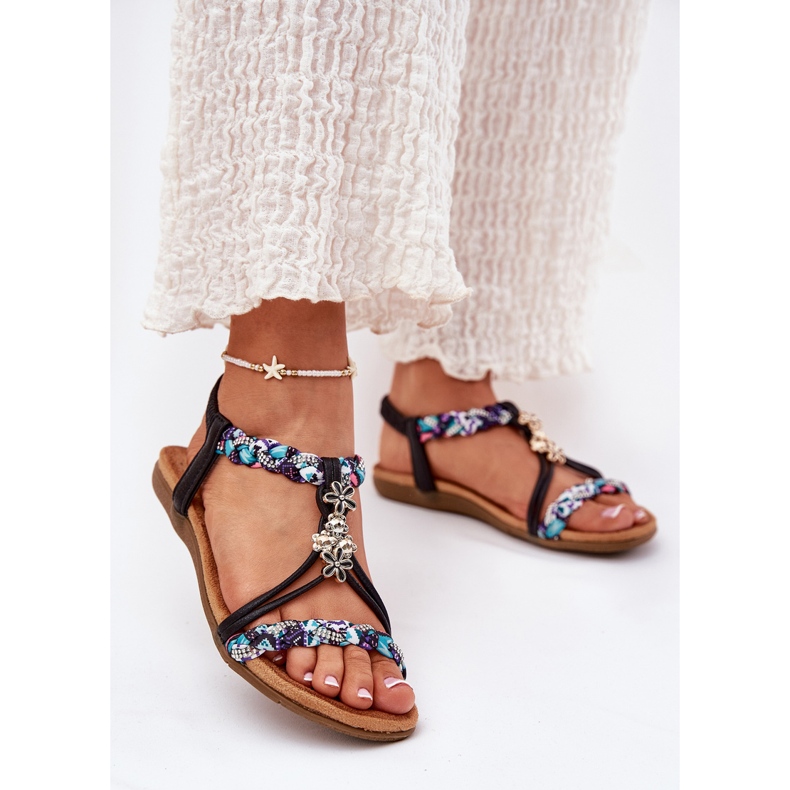 Sandales plates pour femmes avec rayures et épingles tressées Artiker 54C1331 noir le noir 2