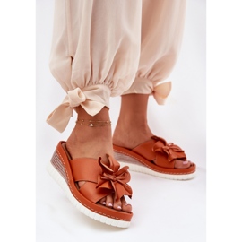 Cales en cuir pour femmes avec une fleur décorative artiker 52c0505 orange 2 Cales en cuir pour femmes avec une fleur décorative artiker 52c0505 orange 2