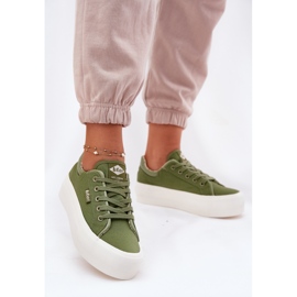 Sneakers pour femmes sur la plate-forme Lee Cooper LCW-25-31-3449L Green vert 2 Sneakers pour femmes sur la plate-forme Lee Cooper LCW-25-31-3449L Green vert 2