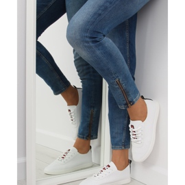 Baskets souples blanches pour femmes 1