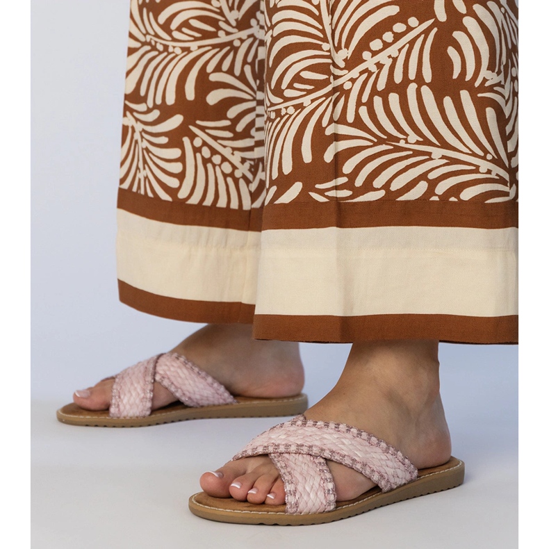 Slippers des femmes roses 1